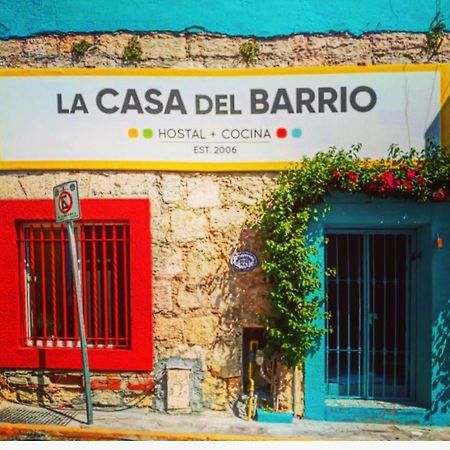 ホテル La Casa Del Barrio モンテレー エクステリア 写真